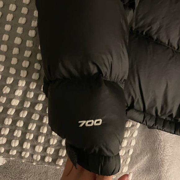 Women’s 1996 Retro Nuptse Jacket
North face puffer jacket SOLD - Picture 3 of 6